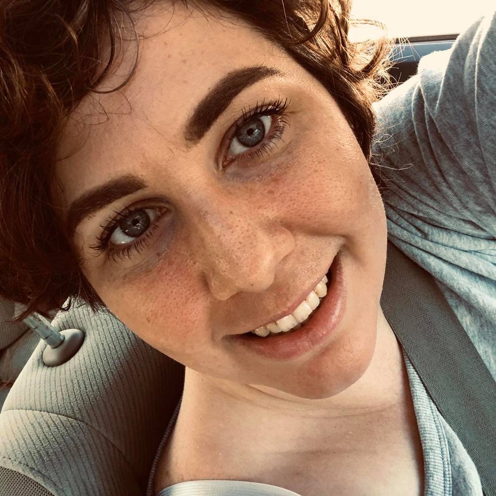 Meet your Posher, Dana